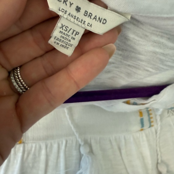 Lucky Brand White Embroidered Top size XS - Picture 4 of 5
